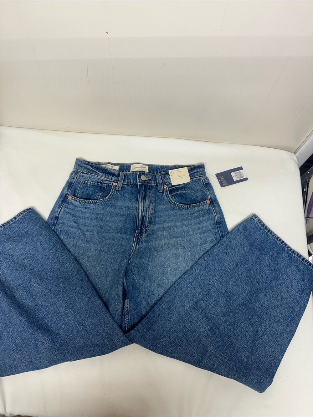 Universal Thread Blue High-Rise Wide-Leg Jeans